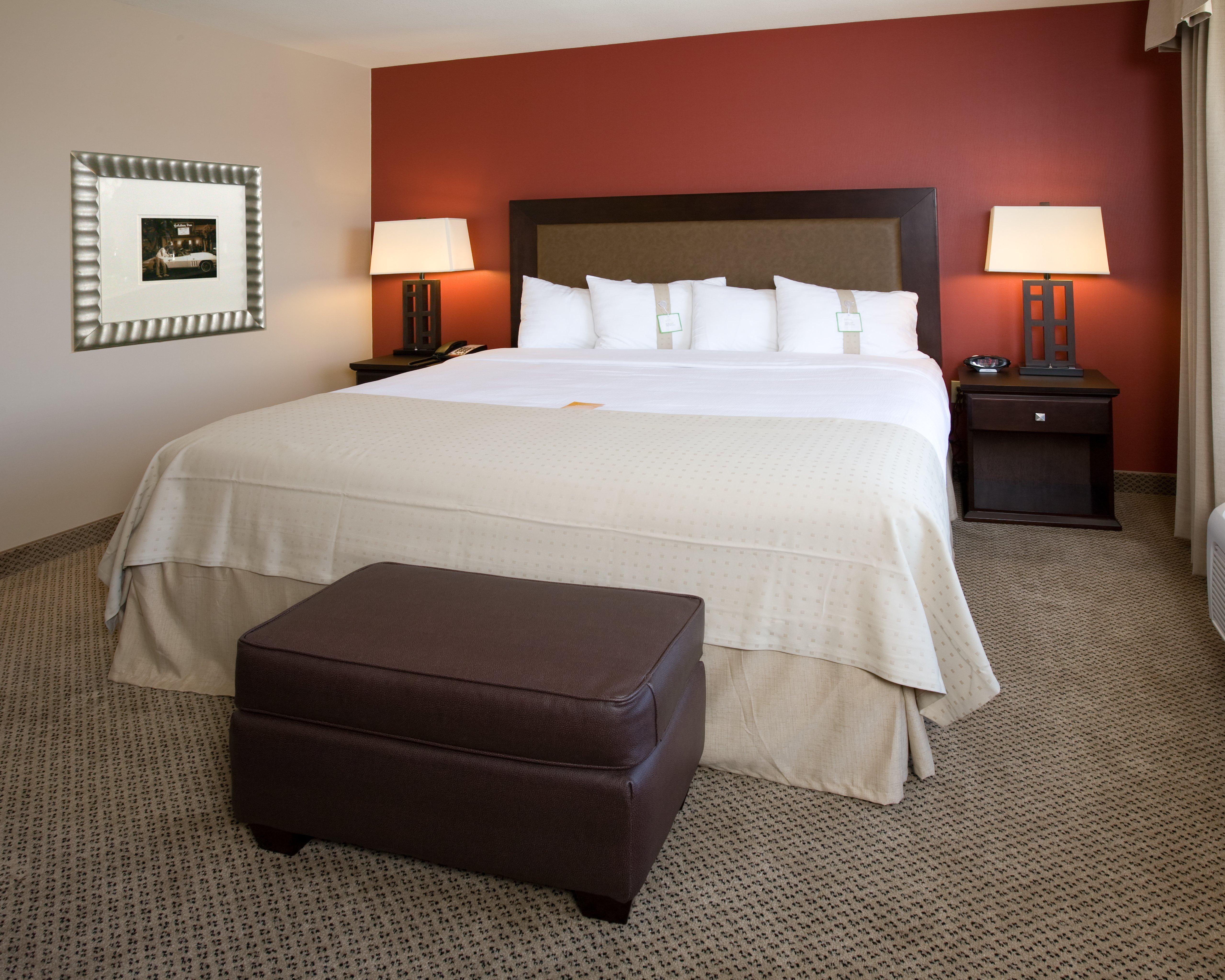 Holiday Inn & Suites Bakersfield, An Ihg Hotel חדר תמונה